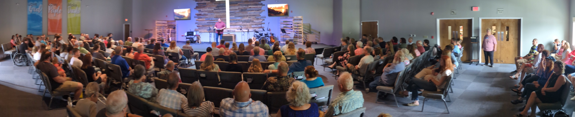 Wide Screen Shot of the Worship Room / Sanctuary